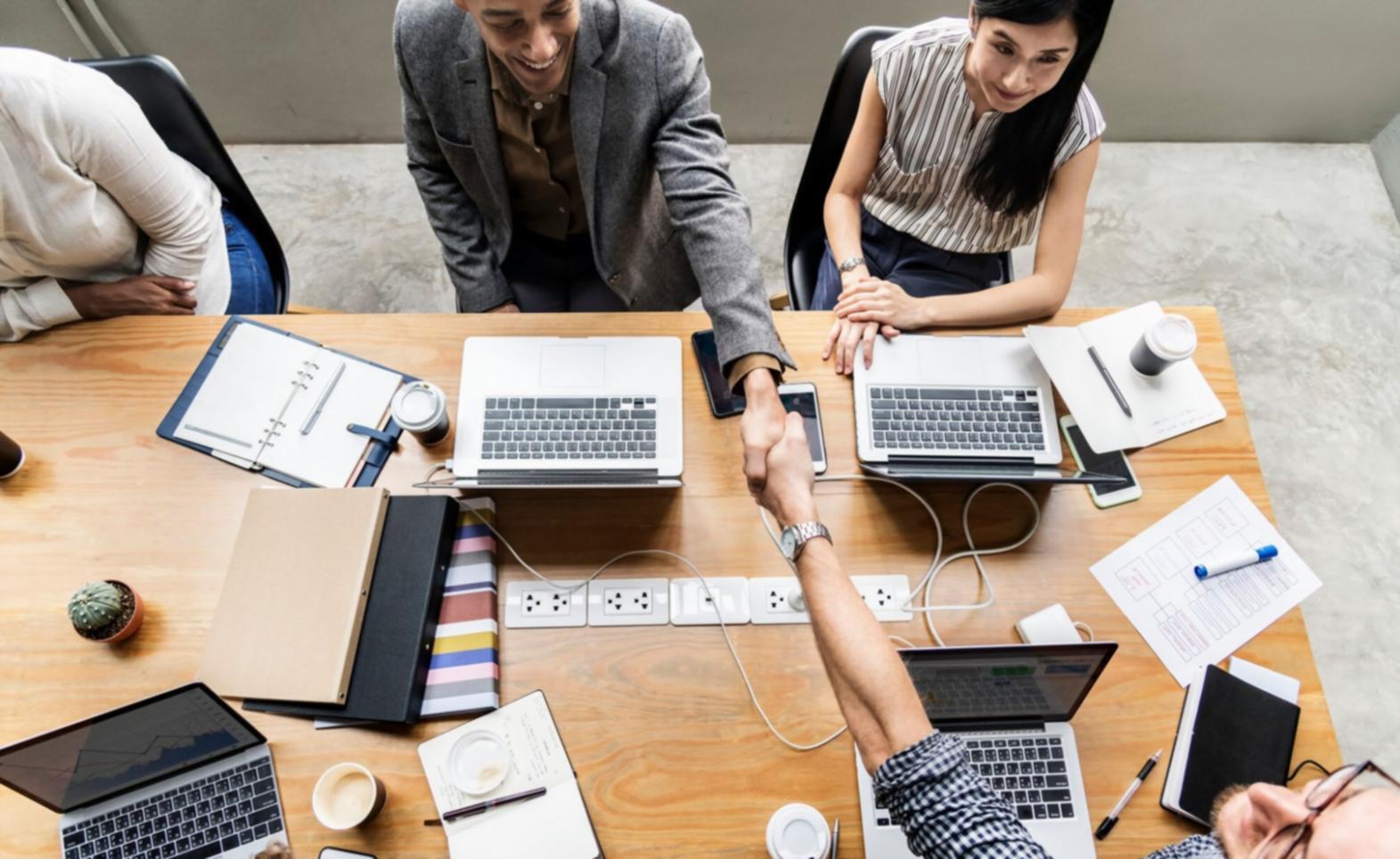 Dukungan dan layanan pelanggan Zelvex